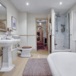 Bathroom2.jpg