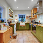 Kitchen1.jpg