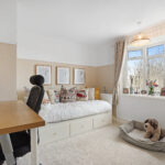 Bedroom2a.JPG