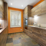 Kitchen1.JPG