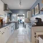 Kitchen1.jpg