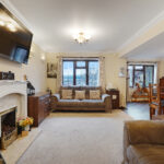 Lounge3.jpg