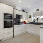 Kitchen3.JPG