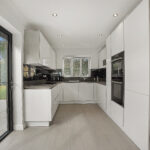Kitchen3.JPG