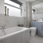 Bathroom2.JPG