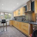 Kitchen3.JPG