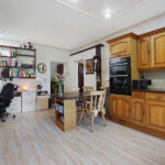 Kitchen4.jpg