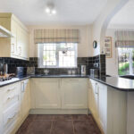 Kitchen4.jpg