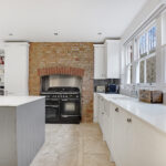 Kitchen5.jpg