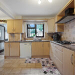 Kitchen1.jpg