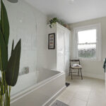 Bathroom1.JPG