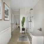 Bathroom2.JPG