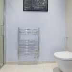 Bedroom1b_ensuite.jpg