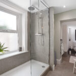 ShowerRoom.JPG
