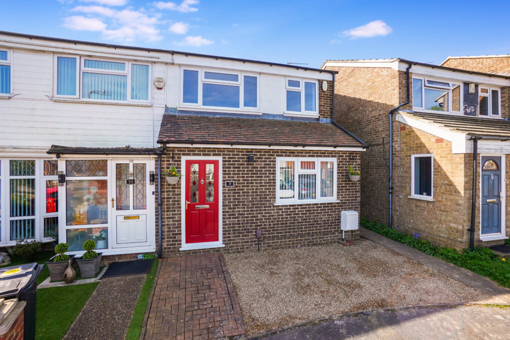 Golden Wood Close, Chatham, ME5