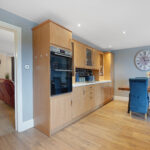 Kitchen2.jpg