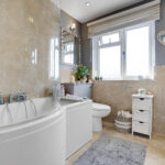 Bathroom1.jpg