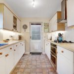 Kitchen1.jpg