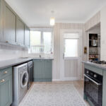 Kitchen2.jpg