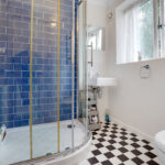 ShowerRoom.jpg