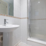 Bedroom1d_ensuite.jpg