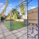 Moat Lane, Lower Upnor, ME2