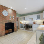 Kitchen2.jpg