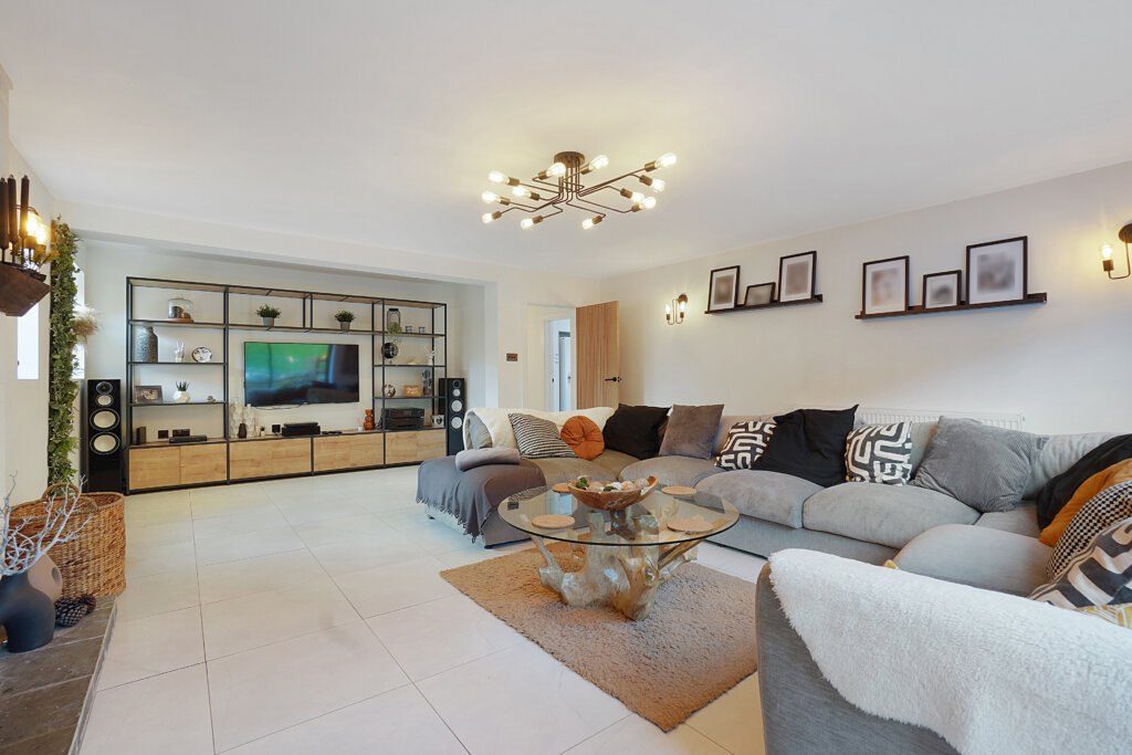 Boxley Road, Walderslade, ME5