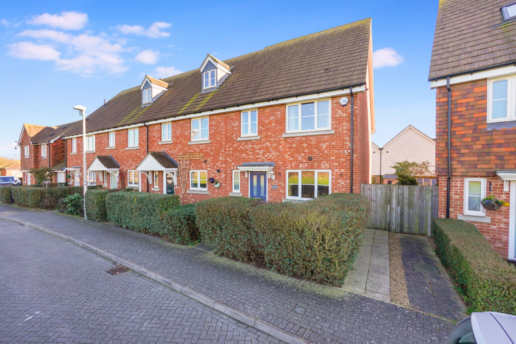 Spire Way, Wainscott, ME3