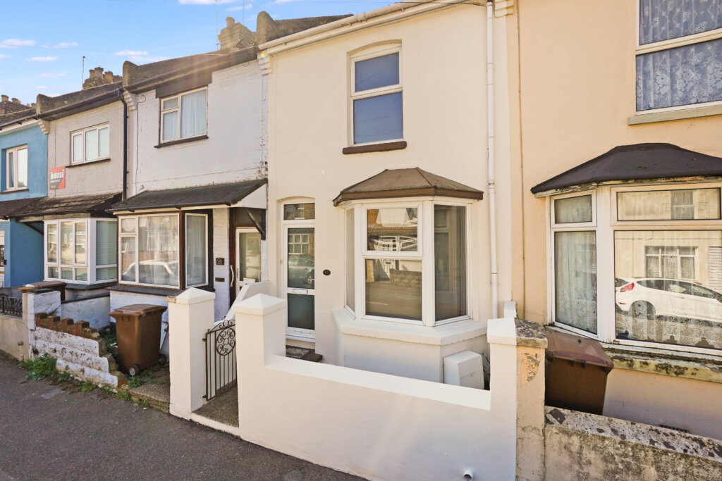 Charter Street, Gillingham, ME7